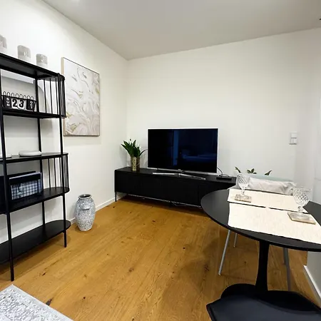 Ma - Provino - Zentrum * Augsburg